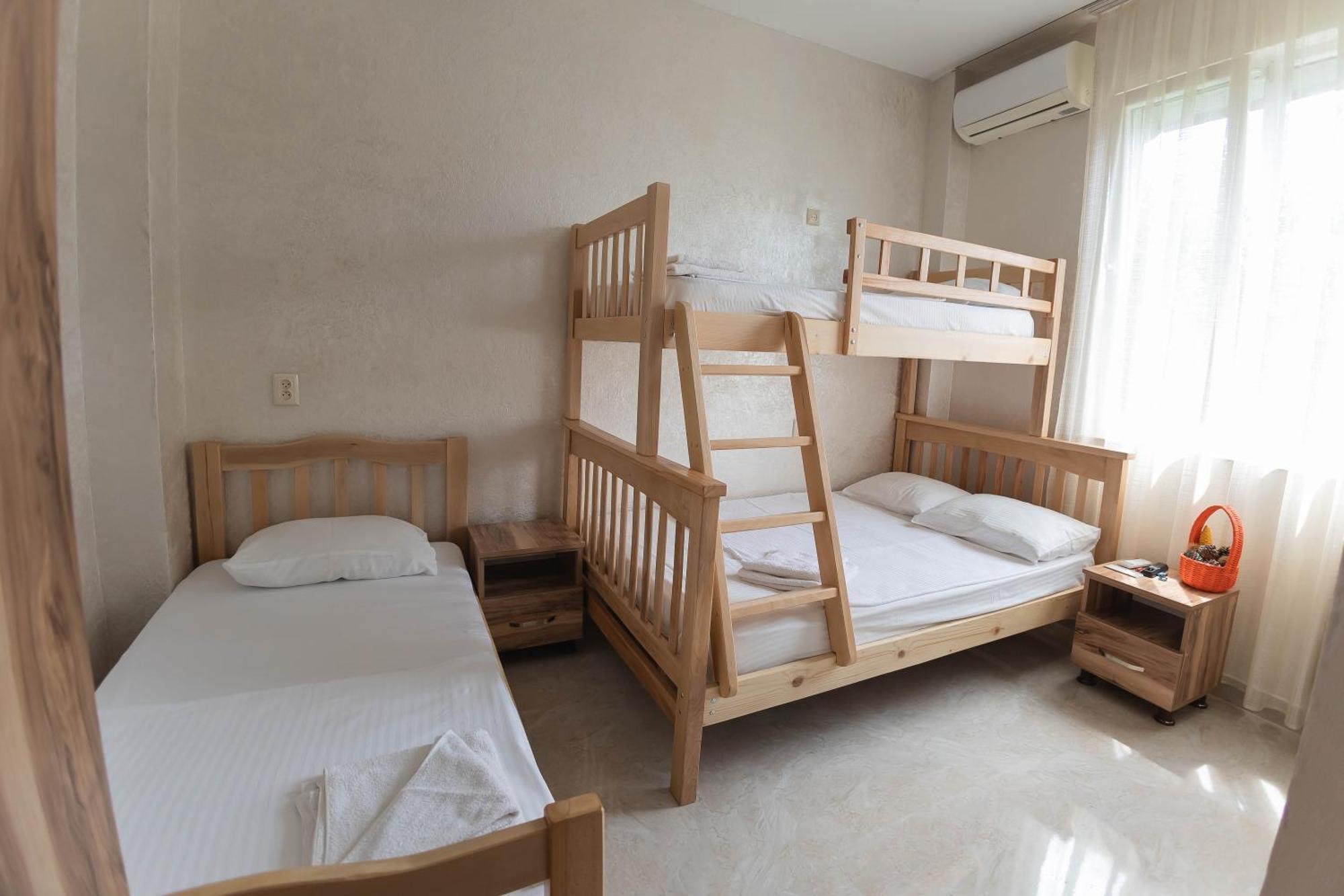Guest House Ocean Force Batumi Exterior foto